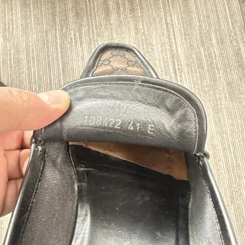 [BUNJANG] Gucci GG Supreme Canvas Loafer / 구찌 GG 슈프림 캔버스 로퍼(시그니처 GG 모노그램)