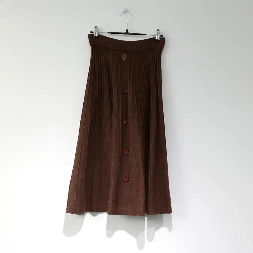 [BUNJANG] Banding Single Button Knit Long Skirt / 밴딩 싱글 버튼 니트 롱 스커트