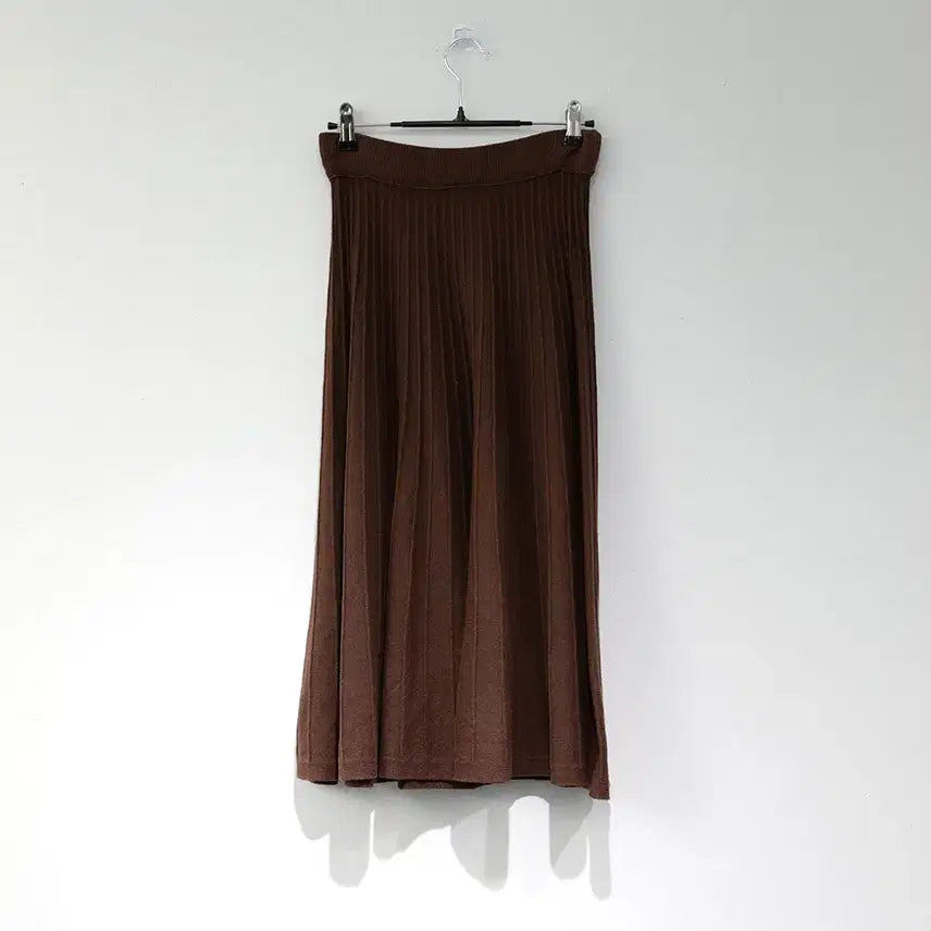 [BUNJANG] Banding Single Button Knit Long Skirt / 밴딩 싱글 버튼 니트 롱 스커트