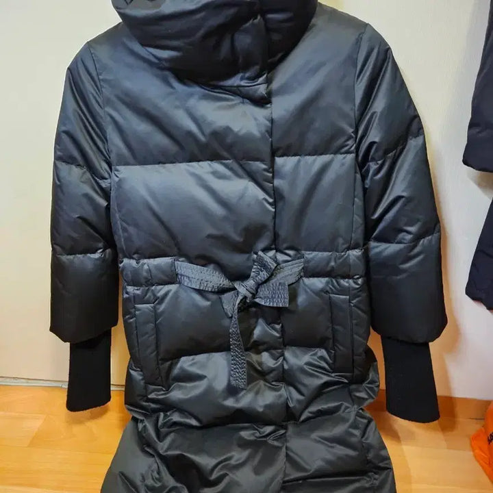 [BUNJANG] Theory High Neck Long Padded Coat / 44 ~ 55) 띠어리 Theory 하이넥 롱패딩