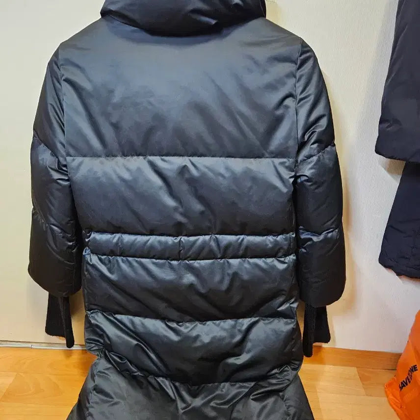 [BUNJANG] Theory High Neck Long Padded Coat / 44 ~ 55) 띠어리 Theory 하이넥 롱패딩