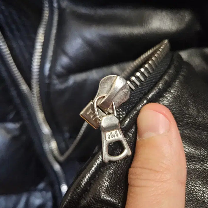 [BUNJANG] D.P.A.F Deerskin Down Padding Jacket / 95 M) 디아프바인 사슴가죽 디어스킨 덕다운 패딩
