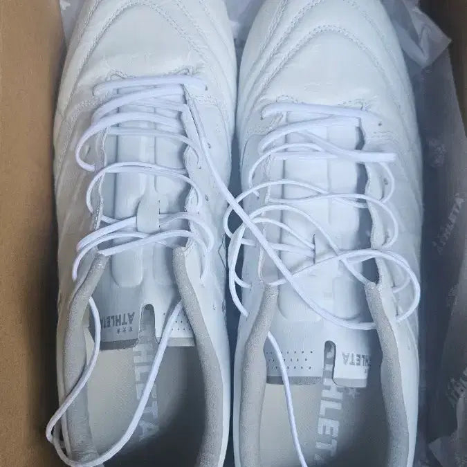 [BUNJANG] Athleta Legado Mg Soccer Cleats / 아슬레타 레가도 Mg 265