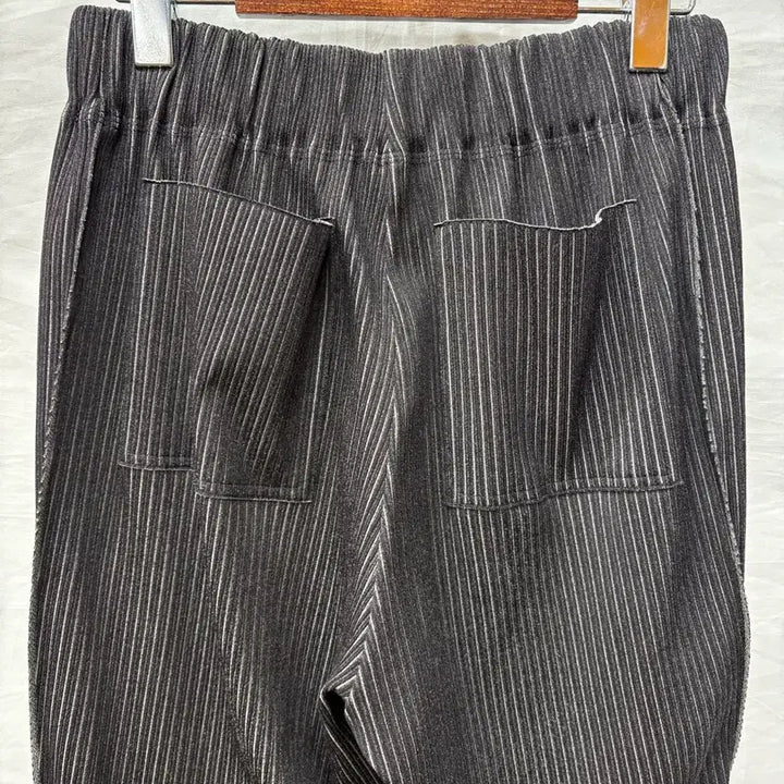 [BUNJANG] Pleats Please Issey Miyake Black Striped Pants / 플리츠플리즈 이세이미야케 블랙 스트라이프 팬츠3사이즈(정품)  허리단면3