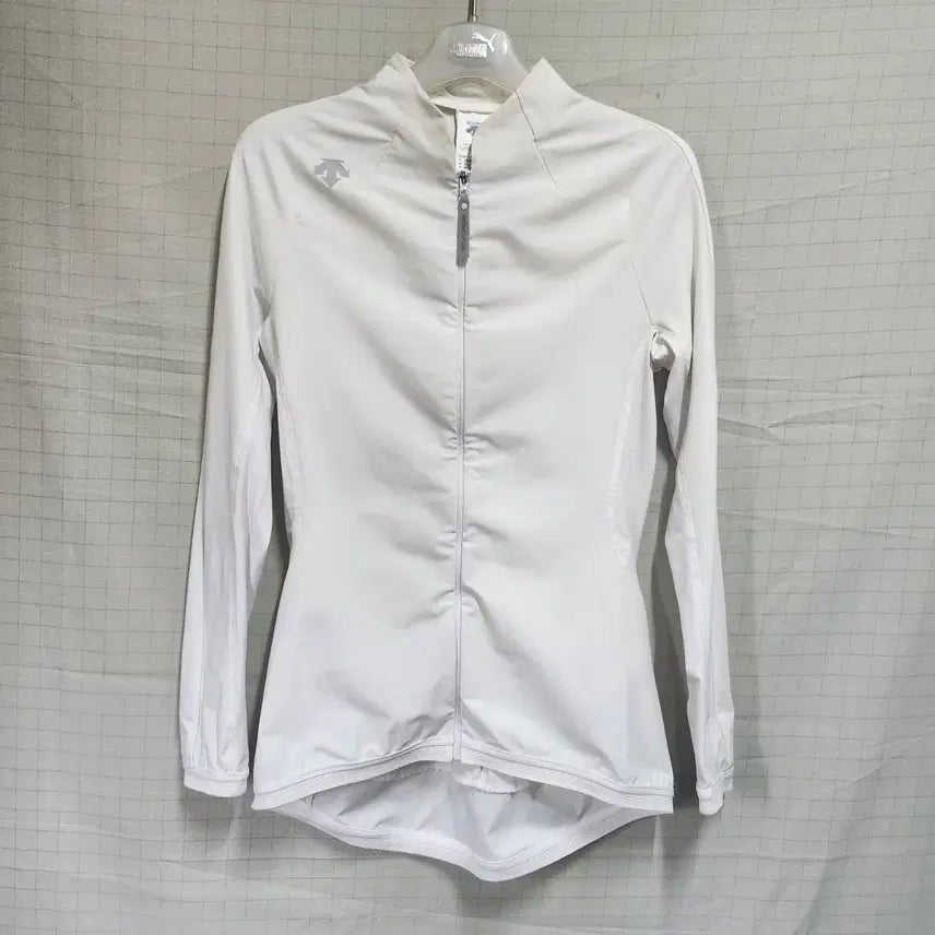 [BUNJANG] Descente Rider Windbreaker Jacket / 데쌍트 라이더 바람막이 (85)