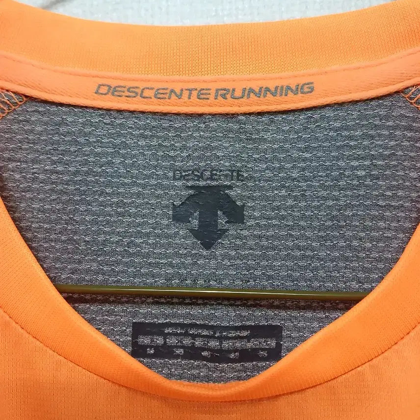 [BUNJANG] Descente Running Short Sleeve T-Shirt / 데상트 러닝 반팔 티셔츠 오렌지/회색