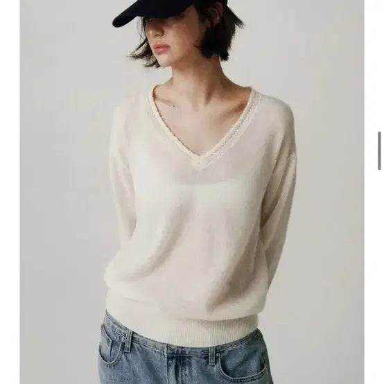 [BUNJANG] TheBarnett V-Neck Knit Sweater / 더바넷 브이넥 니트