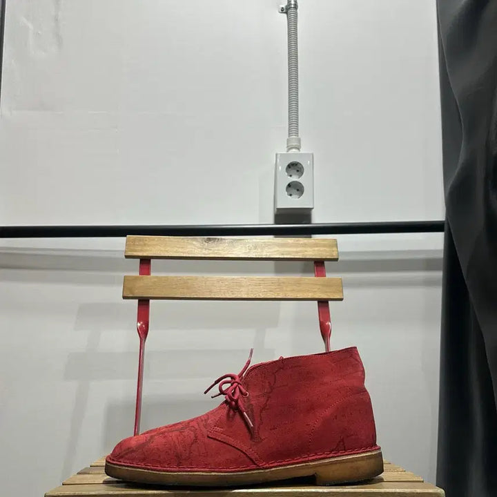 [BUNJANG] Supreme x Clarks Desert Map Desert Boots / US9.5) 슈프림 x 클락스 부츠 남성 남자 데저트 맵 데저트 부츠