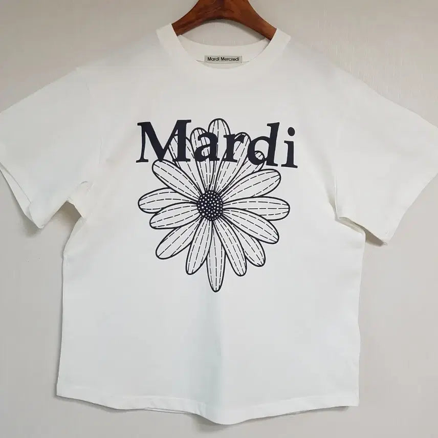 [BUNJANG] Mardi Mercredi Daisy T-shirt / 마르디메크르디 데이지 티셔츠
