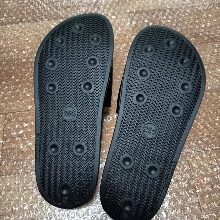 [BUNJANG] Spao Stranger Things Collection Slippers / 새상품)스파오 슬리퍼 기묘한이야기컬렉션 팝니다.
