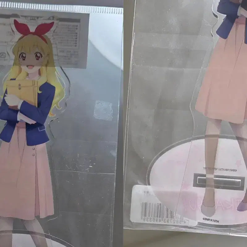 [BUNJANG] Aikatsu Ichigo &amp; Lime Office Girl Classical Acrylic &amp; Sticker Set / 아이카츠 아이엠스타 이치고 라임 오피스걸 클래시컬 아크릴, 스티커