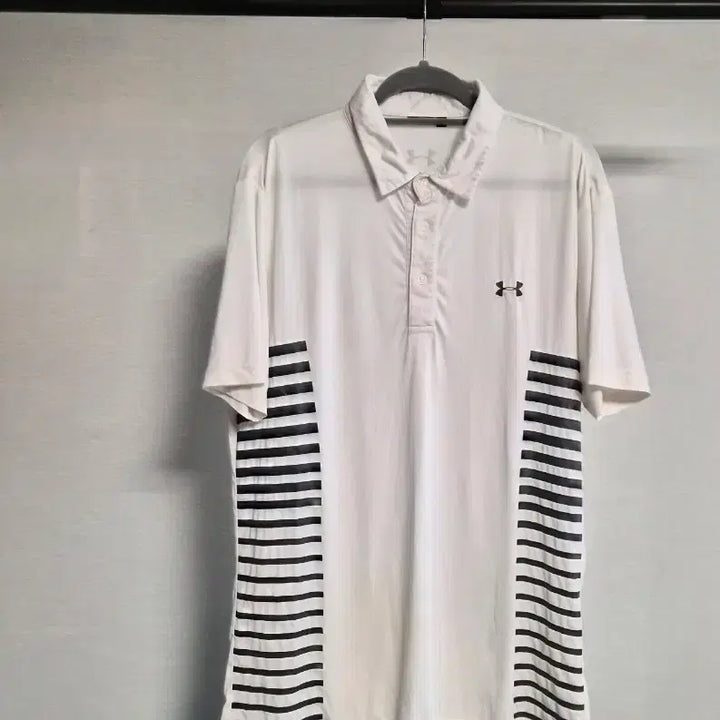 [BUNJANG] Under Armour White Striped Polo Shirt / 언더아머 화이트 스트라이프 반팔 폴로티