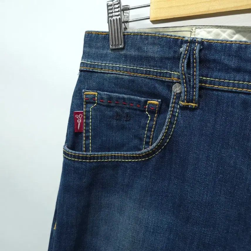 [BUNJANG] Tramarossa Michelangelo Selvedge Denim Pants / 트라마로사 미켈란젤로 이태리 프리미엄 셀비지 데님 팬츠 (30~31)