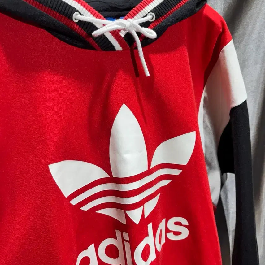 [BUNJANG] Adidas Big Logo Color Block Red Hoodie (Size M) / M 아디다스 빅로고 배색 레드 후드티