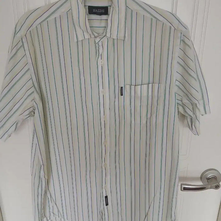 [BUNJANG] Hazzys Stripe Short Sleeve Shirt / 헤지스 스트라이프 반팔 셔츠  105