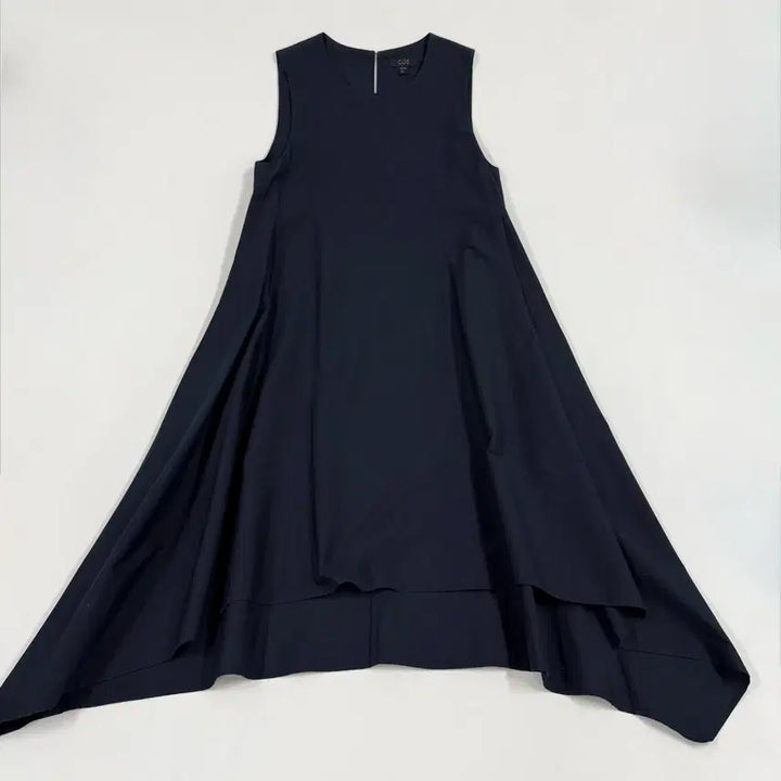 [BUNJANG] COS Sleeveless Flare Dress / 코스 플레어 슬리브리스 원피스 55