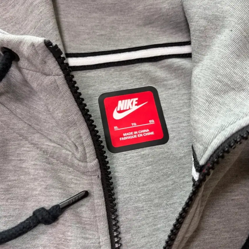 [BUNJANG] Nike Tech Pack Tech Fleece Hoodie Zip-up (100) / 나코택) 나이키 테크팩 테크 플리스 후디 집업 100사이즈 팝니다