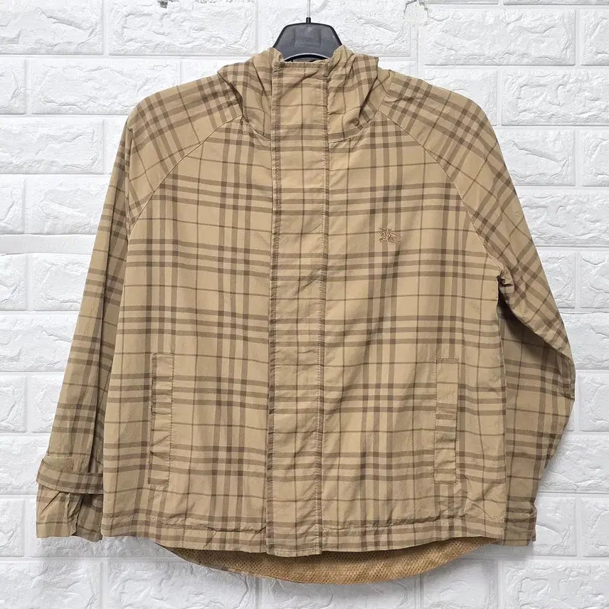 [BUNJANG] Burberry Hooded Windbreaker Jacket / M 버버리 후드집업 바람막이 C992