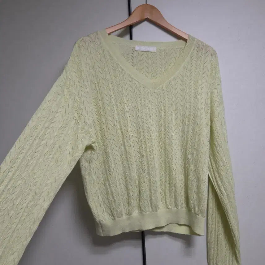 [BUNJANG] OF NOTE Eyelet Knit Top / OF NOTE 오프노트 아일렛 니트