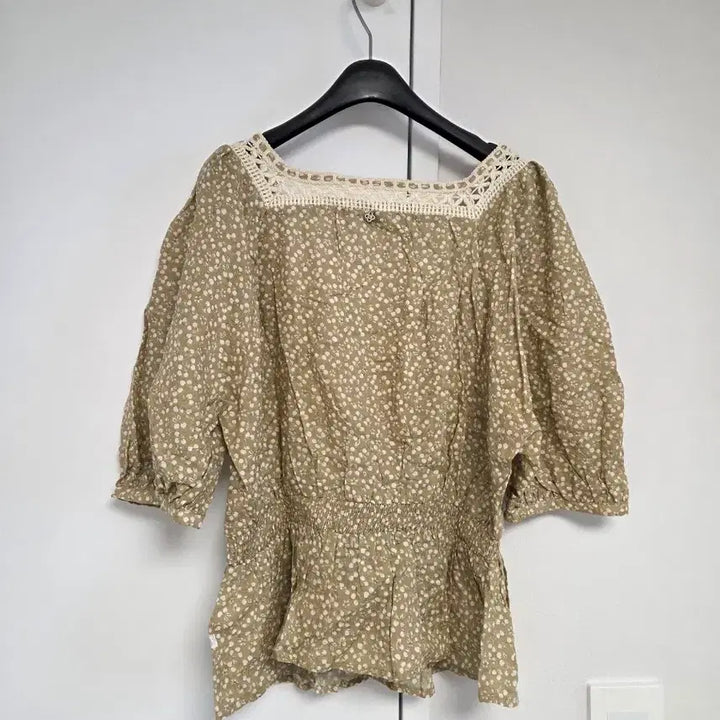 [BUNJANG] Thursday Island Blouse / 써스데이아일랜드 블라우스