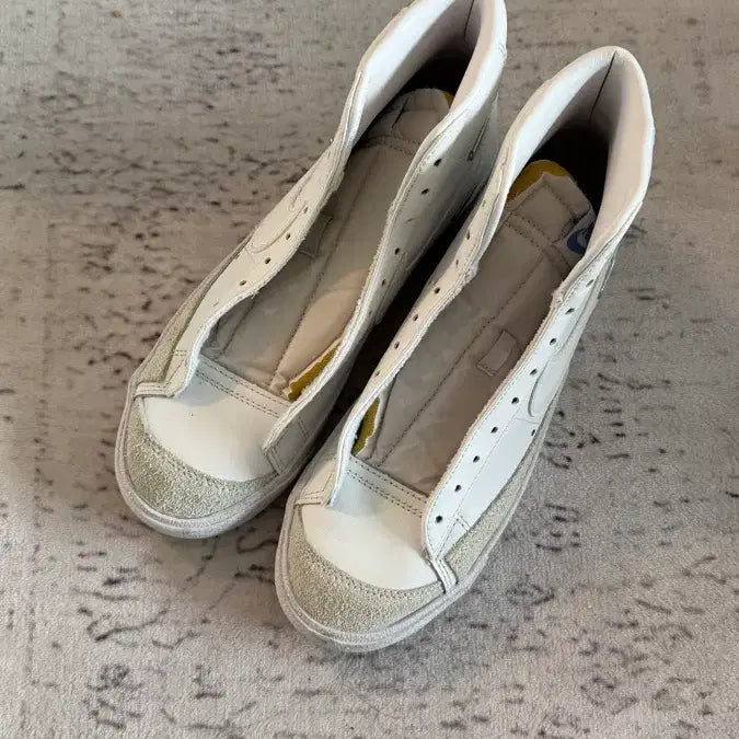 [BUNJANG] Nike Blazer Mid 77 SE Chrome Luxe Sneakers / 나이키 블레이저 미드 77 SE 크롬 럭스