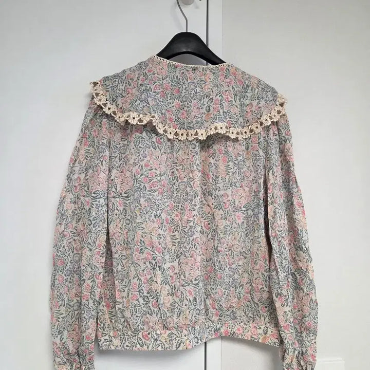 [BUNJANG] Thursday Island Blouse / 써스데이아일랜드 블라우스