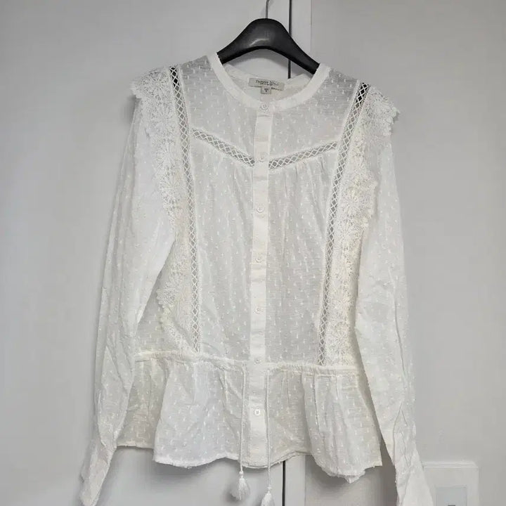 [BUNJANG] Thursday Island Blouse / 써스데이아일랜드 블라우스