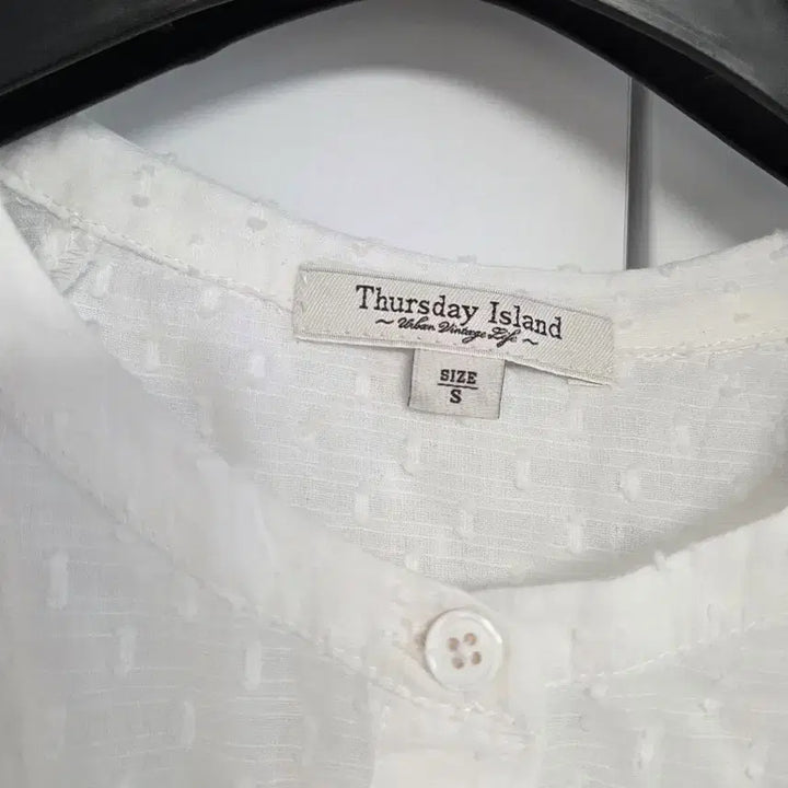 [BUNJANG] Thursday Island Blouse / 써스데이아일랜드 블라우스