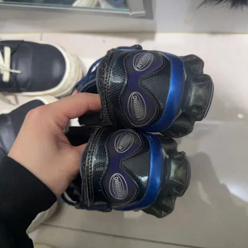 [SOLD OUT] 아식스 키코 히스테릭글래머 젤퀀텀 255