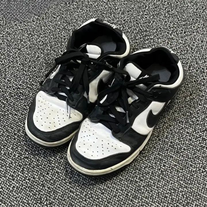[BUNJANG] Nike Dunk Low Panda (270) Sneakers / (270) 나이키 덩크 로우 범고래