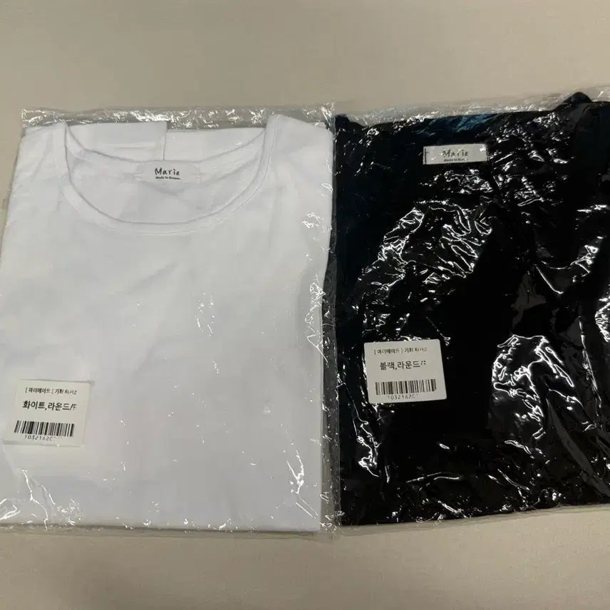 [BUNJANG] Mari Market Mari Made Round Neck T-shirt / 마리마켓 마리메이드 기획 티셔츠 라운드넥 팝니다!