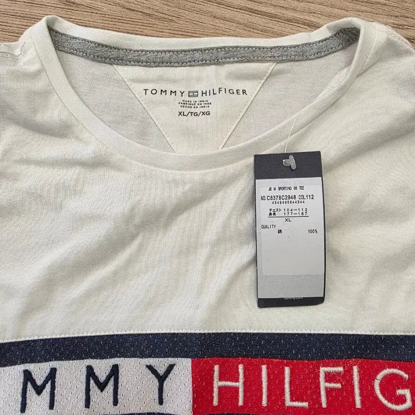 [SOLD OUT] (새상품)타미힐피거 화이트 반팔 티셔츠 XL