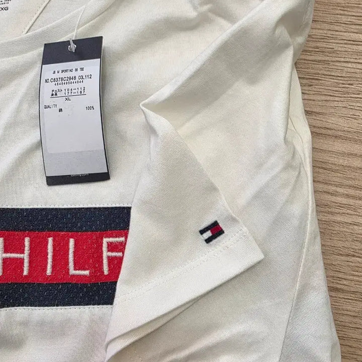 [SOLD OUT] (새상품)타미힐피거 화이트 반팔 티셔츠 XL
