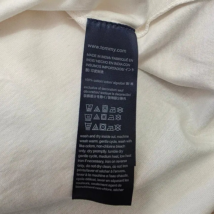 [SOLD OUT] (새상품)타미힐피거 화이트 반팔 티셔츠 XL