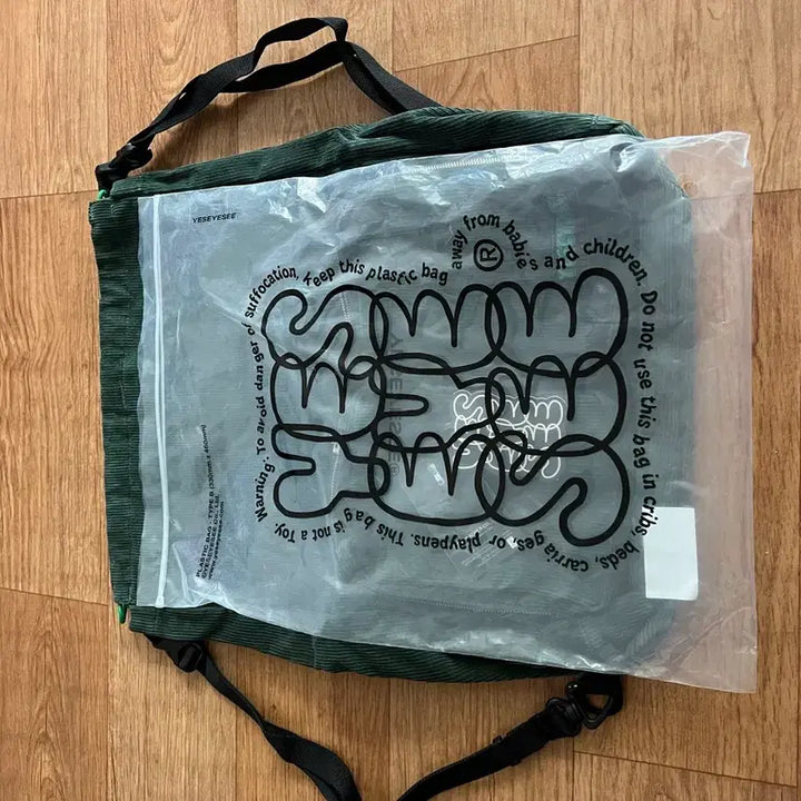 [BUNJANG] YesEyeSee Corduroy Drawstring Backpack / 예스아이씨 코듀로이 드로우스트링 백팩 그린