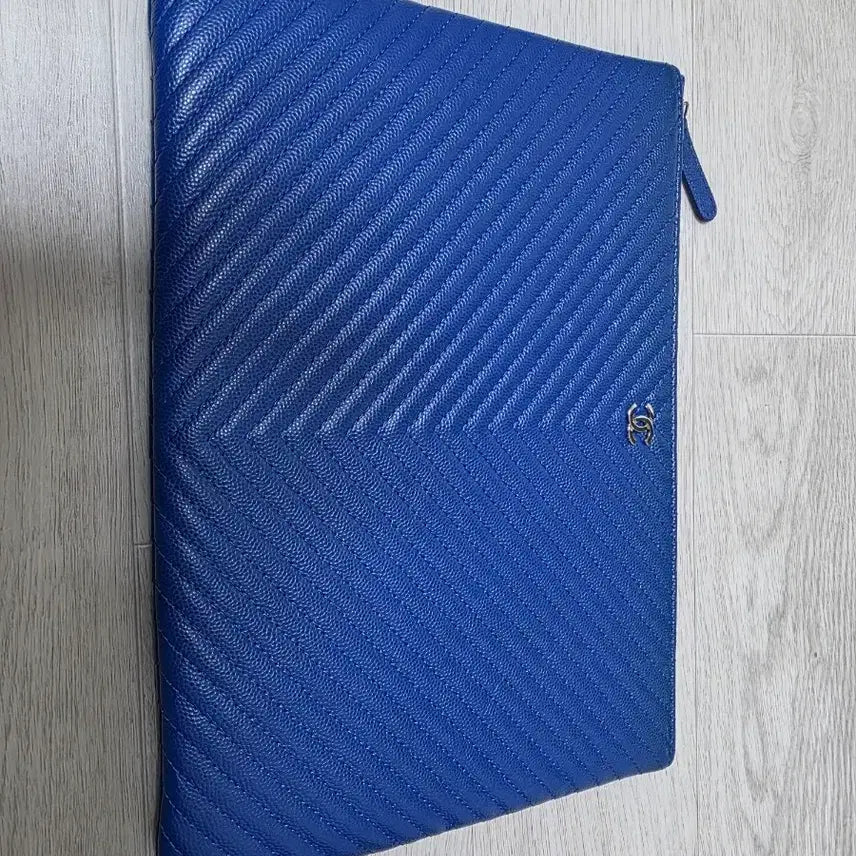 [BUNJANG] Chanel Caviar Quilted Clutch Bag / 샤넬클러치백