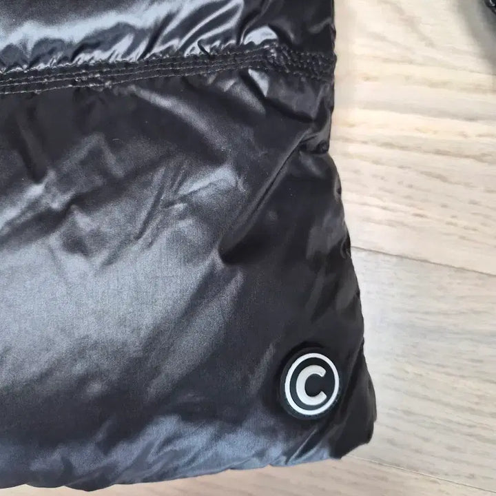 [BUNJANG] Colmar Black Glossy Hooded Padded Jumper / 콜마르 블랙 광택 후드 패딩 점퍼