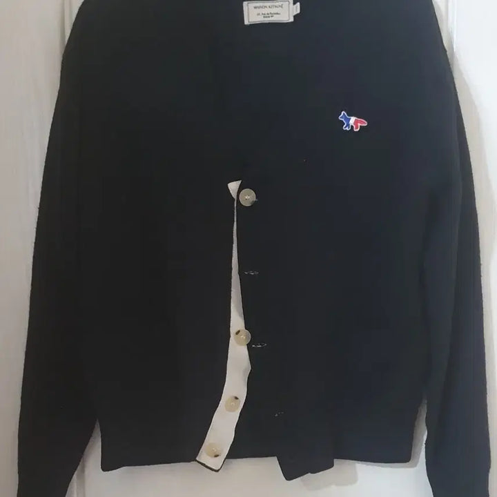 [BUNJANG] Maison Kitsune Fox Patch Black Cardigan / 메종키츠네 폭스 패치 블랙 가디건