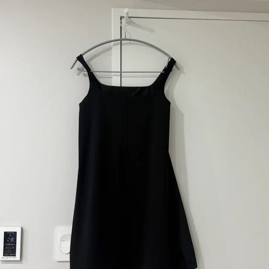 [BUNJANG] COS Black Unique Dress / COS 원피스