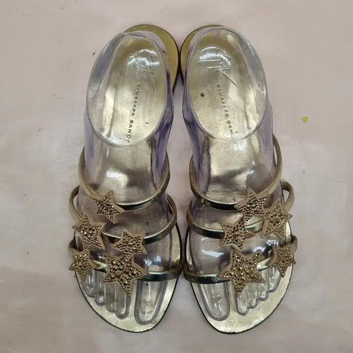 [BUNJANG] Giuseppe Zanotti Lamino Star Sandals / 쥬세페 자노티 라미노 별 샌들 38 240