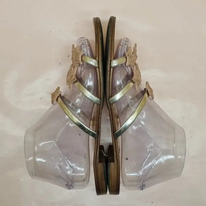 [BUNJANG] Giuseppe Zanotti Lamino Star Sandals / 쥬세페 자노티 라미노 별 샌들 38 240