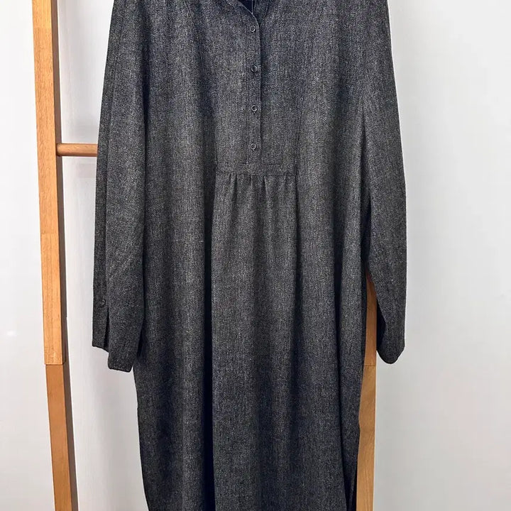 [BUNJANG] Monamari Henley Neck Wool Dress (Charcoal) / 모나마리 헨리넥 셔츠 울 원피스(차콜)