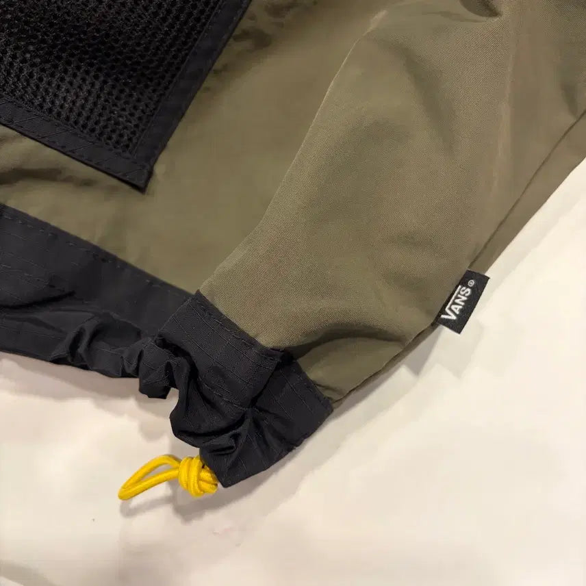 [BUNJANG] Vans Anorak Windbreaker Jacket / [S] 반스 아노락 바람막이 블랙/카키/옐로우