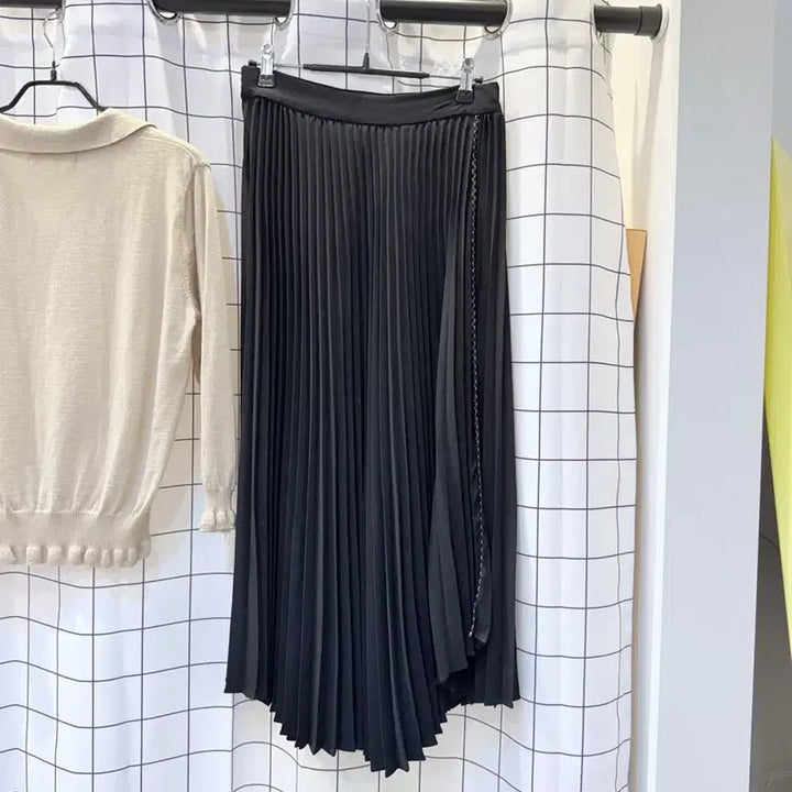 [BUNJANG] Bowen Ria Pleated Long Skirt / 보웬 리아 플리츠스커트