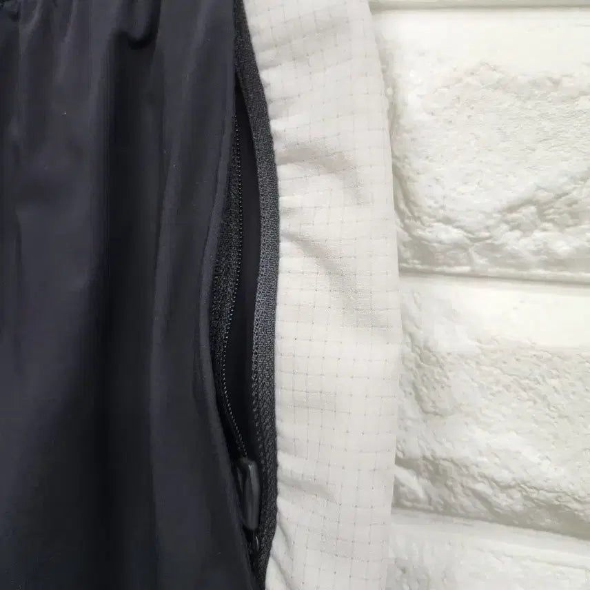 [BUNJANG] Spider Functional Banding Shorts (Black, Size 100) / 스파이더 기능성 밴딩 반바지 100사이즈 k701