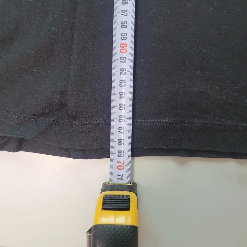 [BUNJANG] Daks V-neck Short Sleeve T-shirt / 닥스 블랙 V넥 반팔 티셔츠 105