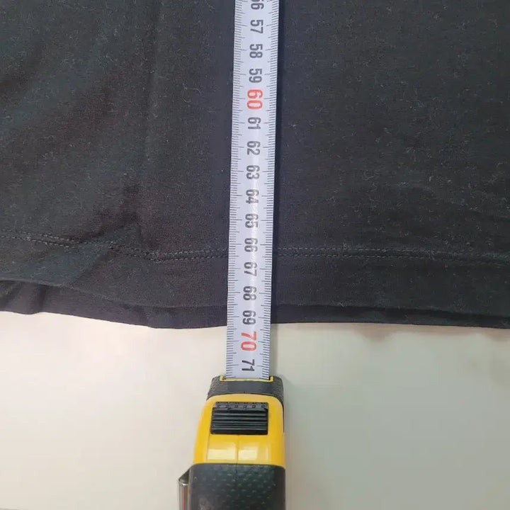 [BUNJANG] Daks V-neck Short Sleeve T-shirt / 닥스 블랙 V넥 반팔 티셔츠 105