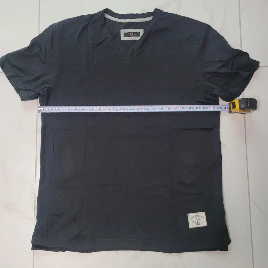 [BUNJANG] Daks V-neck Short Sleeve T-shirt / 닥스 블랙 V넥 반팔 티셔츠 105