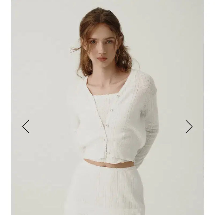[BUNJANG] The Barnet Cotton Eyelet Skirt / 더바넷 코튼아일렛 스커트