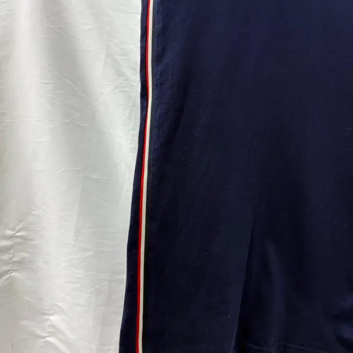 [BUNJANG] Moncler Navy Short Sleeve T-shirt / 몽클레어 네이비 반팔티L/105사이즈(정품)